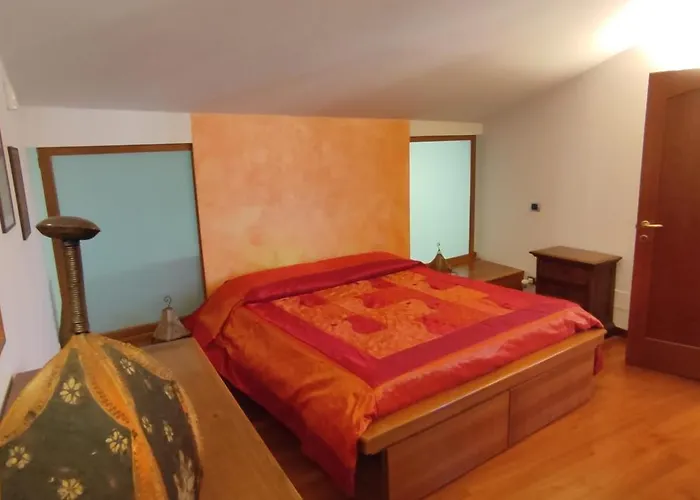 Lucy\'S House Appartamento Per Locazione Turistica